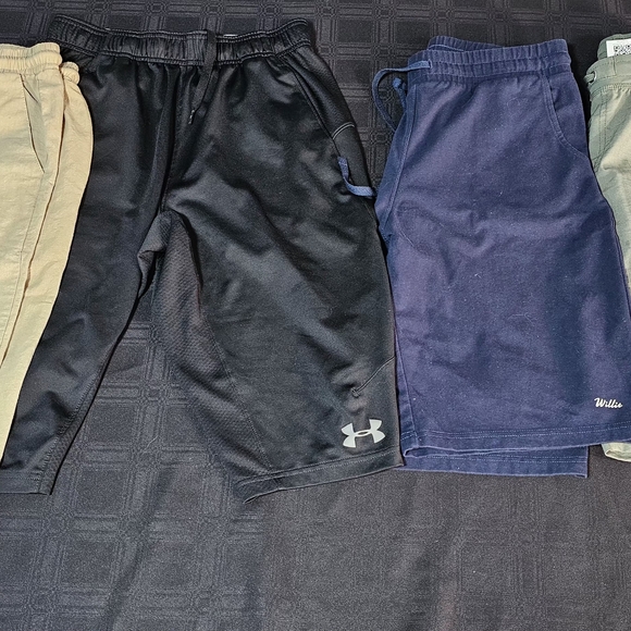 Nice Shorts And Capris Bundle - Picture 8 of 8